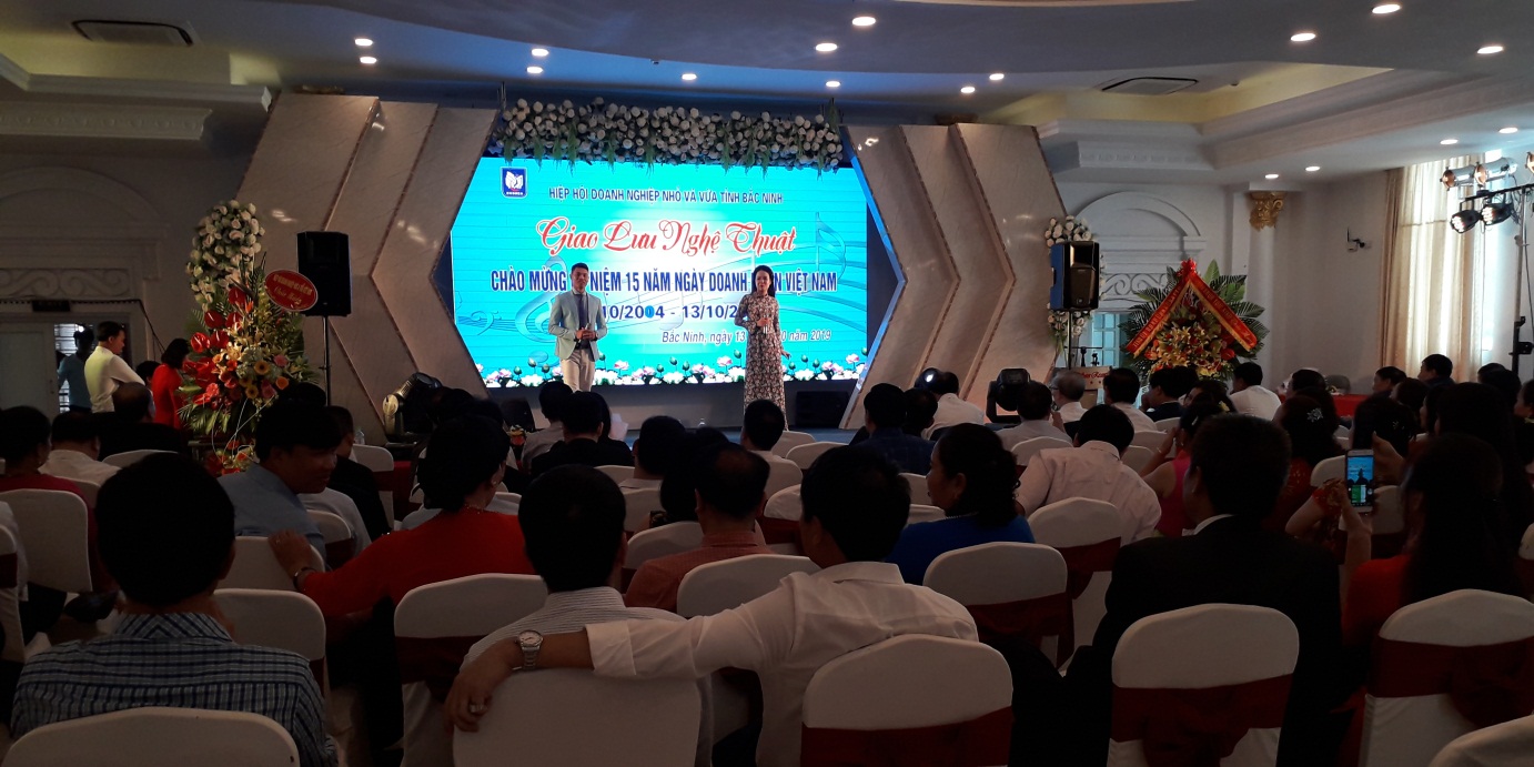 Hiệp hội DNNVV tỉnh Bắc Ninh tổ chức giao lưu nghệ thuật kỷ niệm 15 năm ngày Doanh nhân Việt Nam