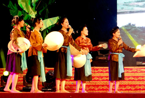 Hà Tĩnh đưa dân ca ví giặm vào giảng dạy ở trường tiểu học Hà Tĩnh đưa dân ca ví giặm vào giảng dạy ở trường tiểu học