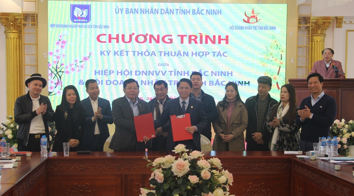 Hiệp hội doanh nghiệp nhỏ và vừa tỉnh ký thỏa thuận hợp tác với Hội Doanh nghiệp trẻ và 2 ngân hàng