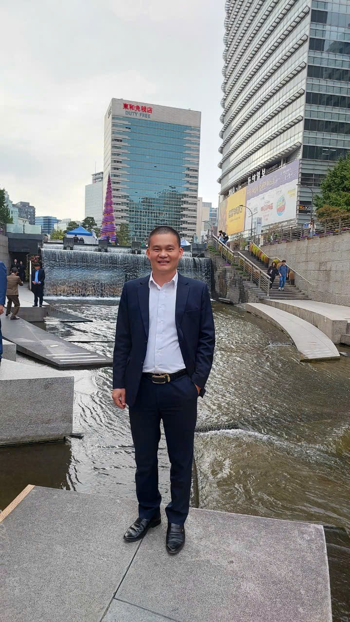 Nguyễn Văn Khoát